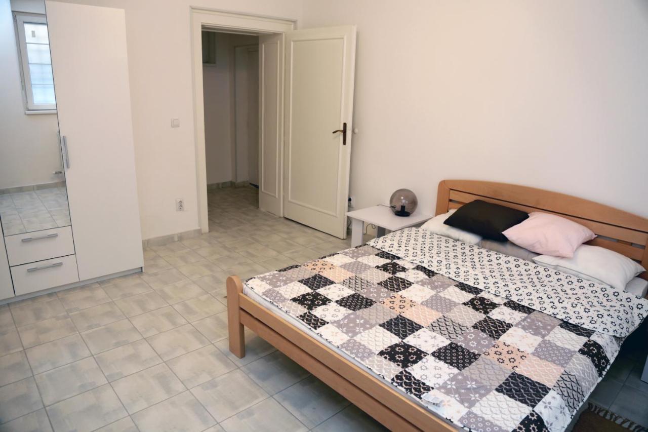 Petars Apartment Belgrado Exterior foto